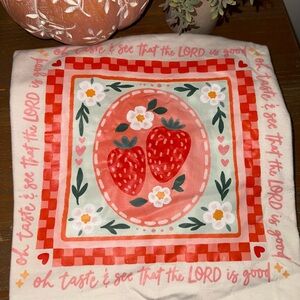 Strawberry Print t-shirt